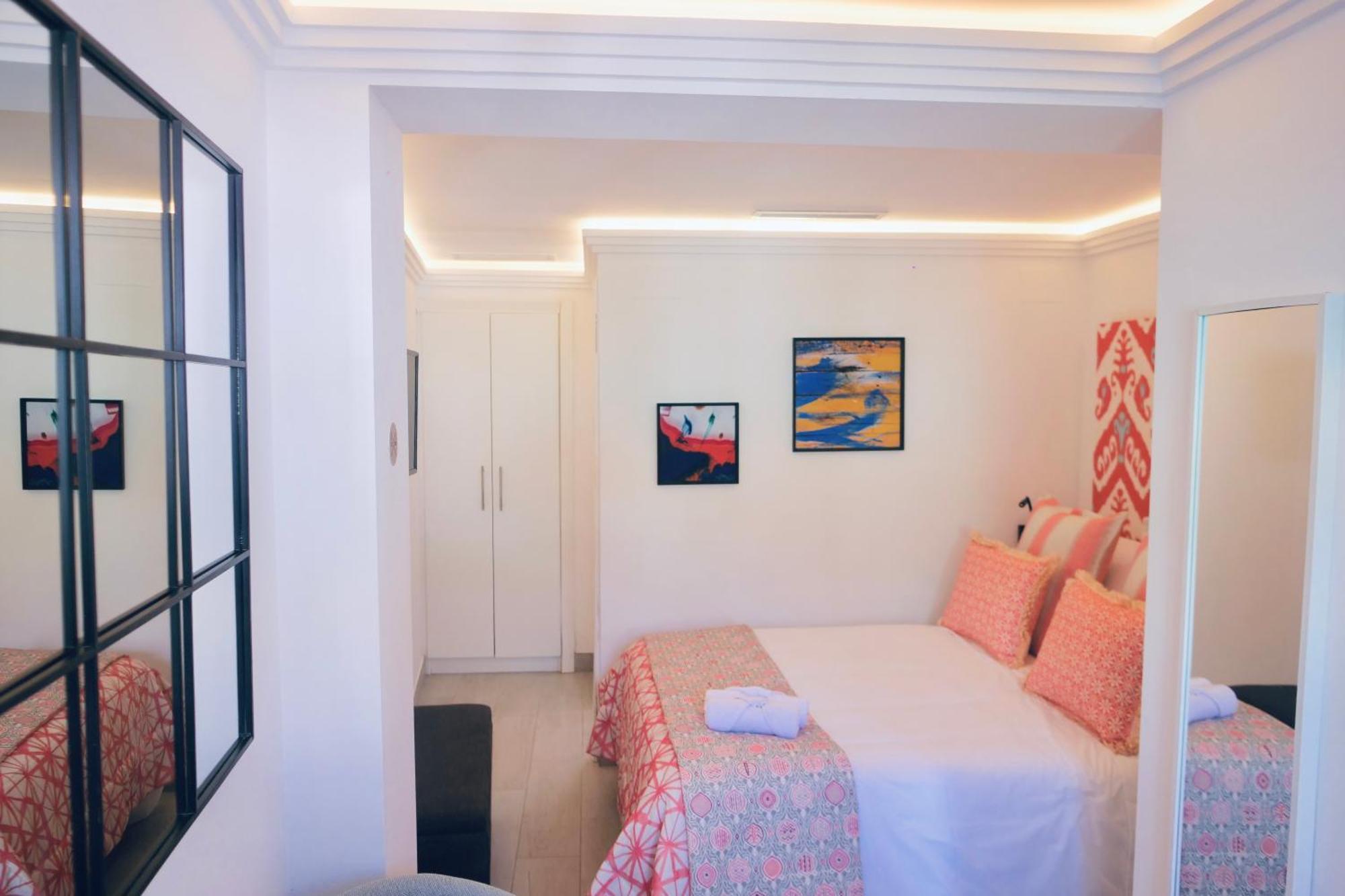 Myra Apart-Hotel Marbellac Extérieur photo